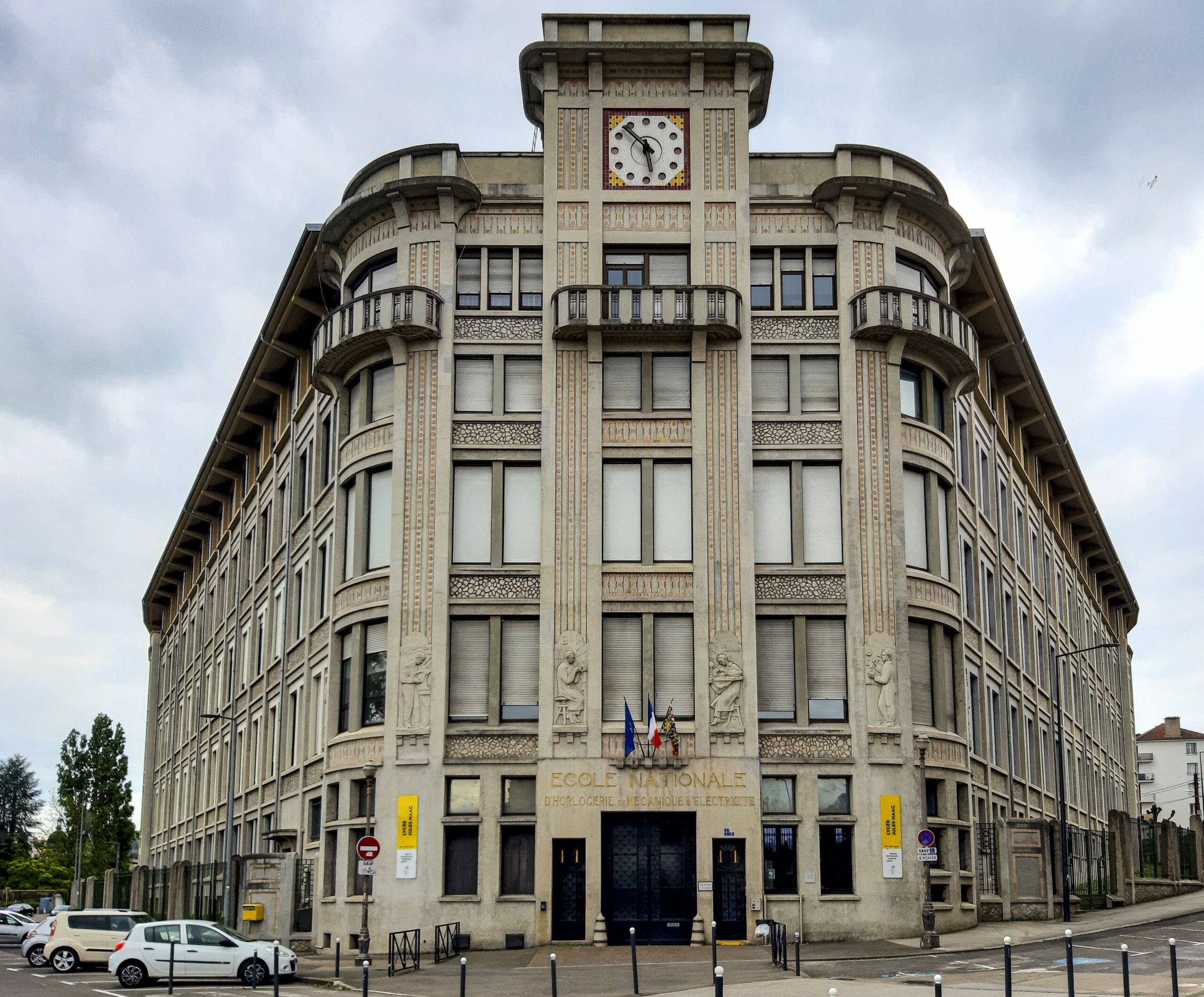 Besançon, L'ancienne École Nationale D'horlogerie (1)