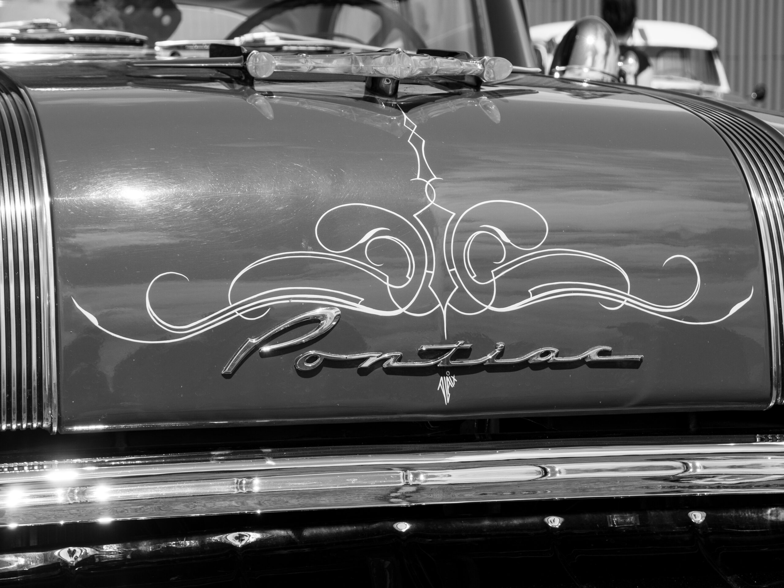 Paint stripping sur Pontiac starchief de 1956