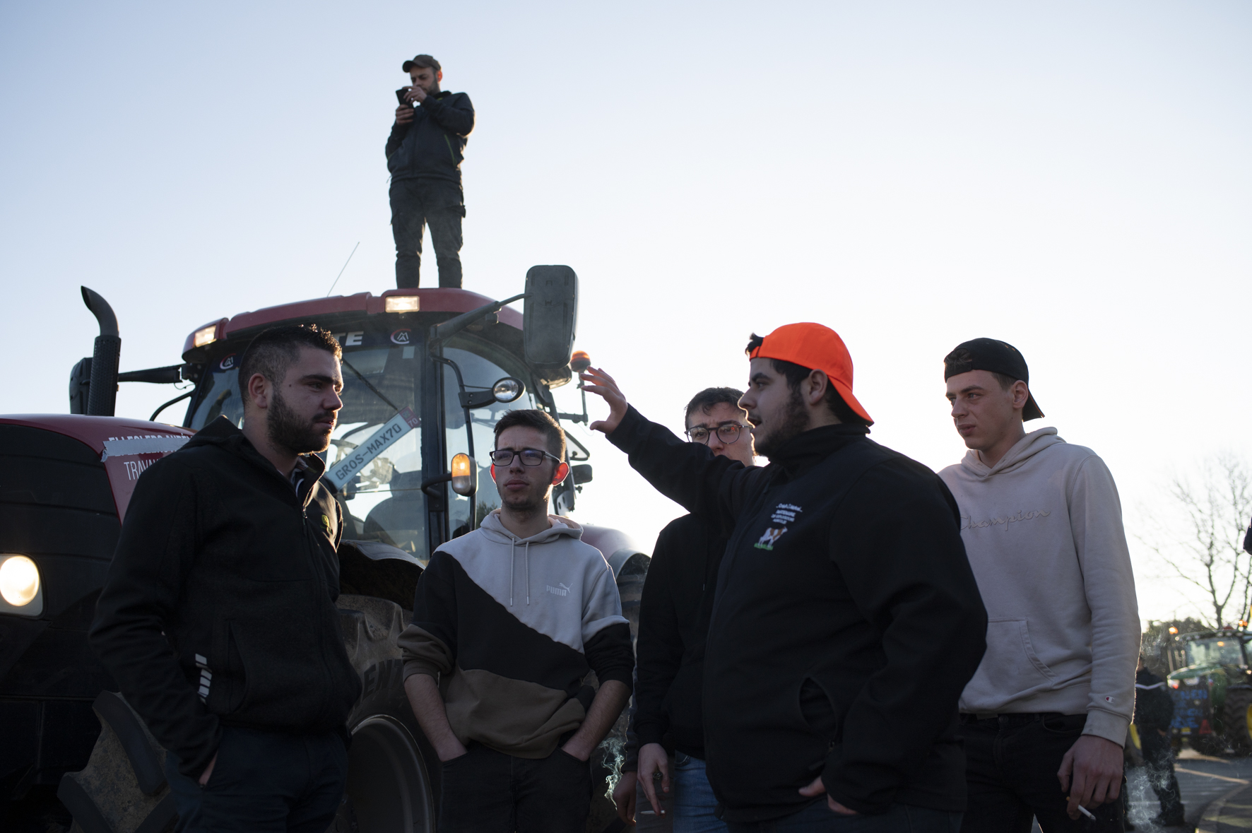 France Farmers From Haut Saone Block The Porte Du Paray In Rungis