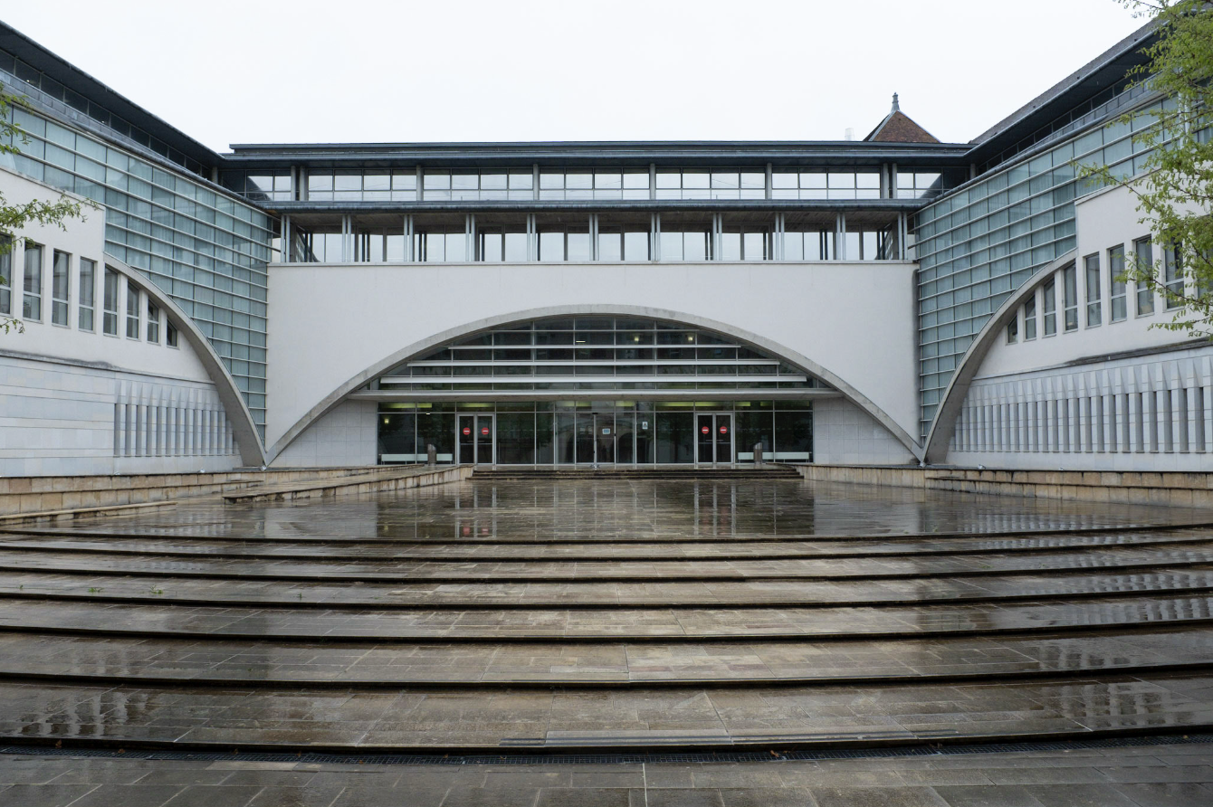 Parvis du tribunal judiciaire de Besançon